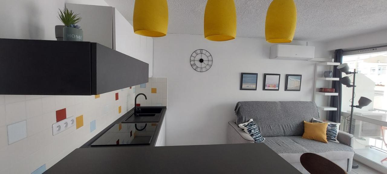 Charme Du Cap D'Agde Apartment Bagian luar foto
