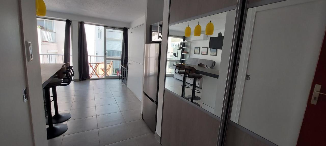 Charme Du Cap D'Agde Apartment Bagian luar foto